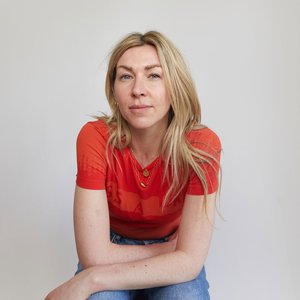 Phie McKenzie (she/her)